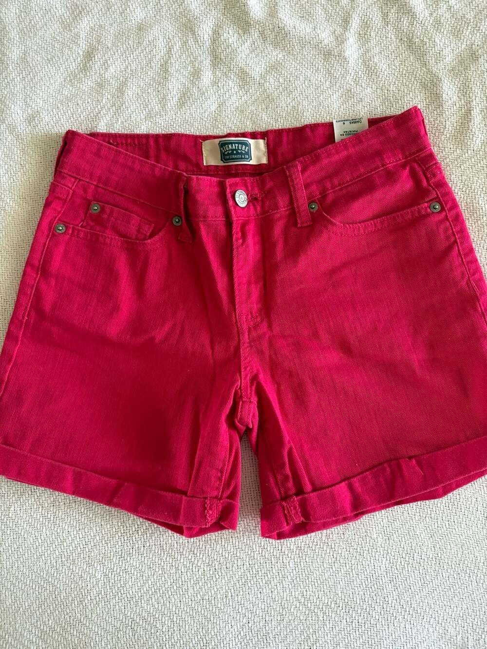 Signature by Levi Strauss & Co. Women's Mid-Rise Rolled Cuff Hot Pink Denim Shor
